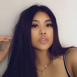 Meet your Posher, Carla